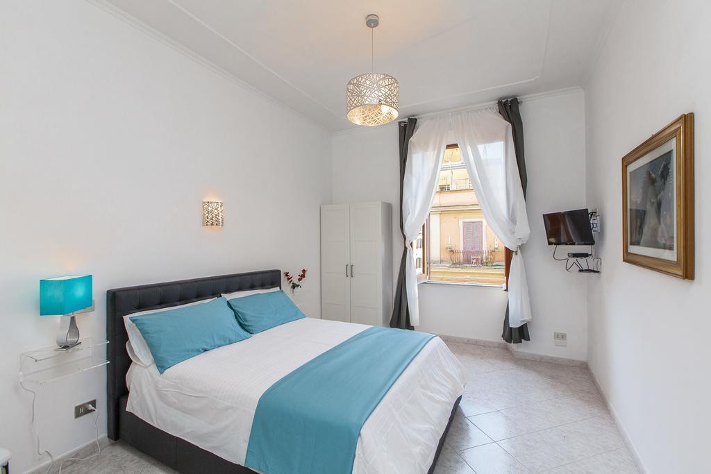 Apartop Rome Room photo